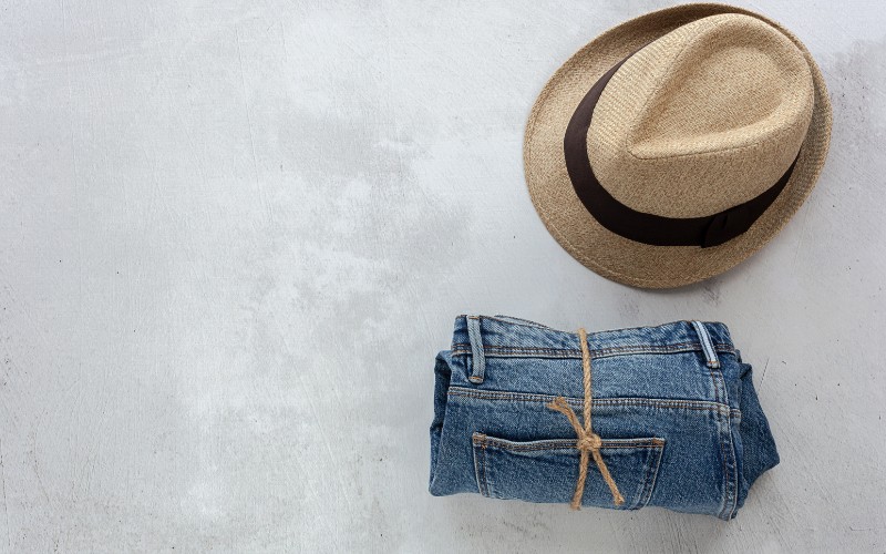 a fedora and jeans