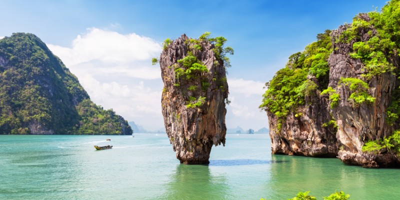 james bond island