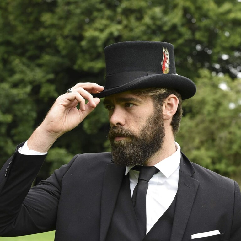 20 Different Types of Hats for Men - Hat Realm